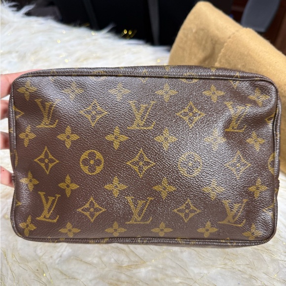 Louis Vuitton Troussee Cosmetic Pouch 23 Make up bag monogram w/ dust bag - Picture 11 of 16